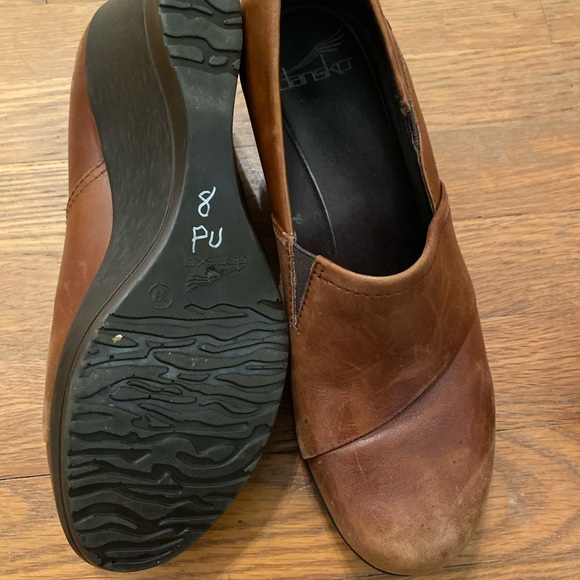 Dansko Clogs - Picture 1 of 3